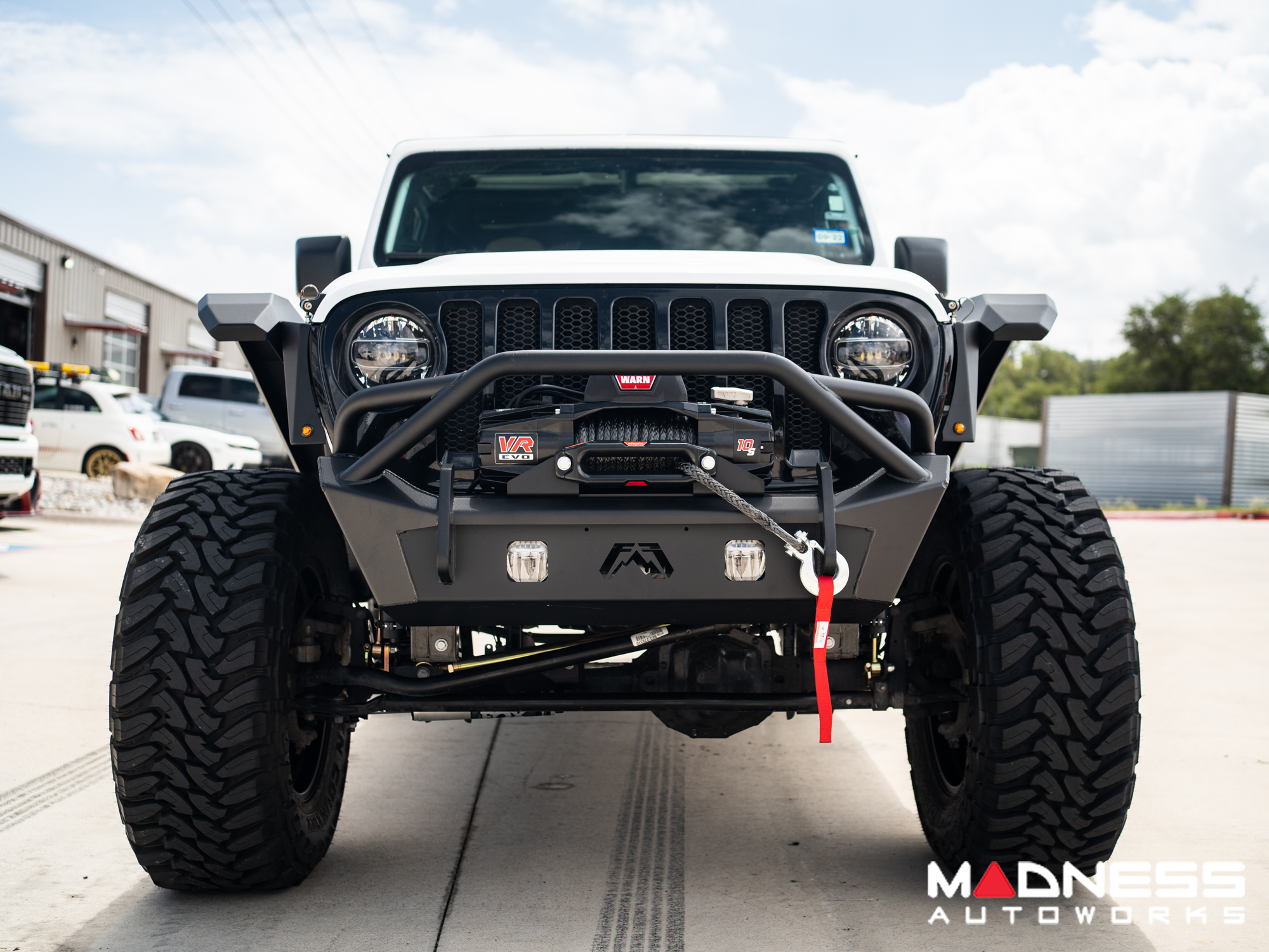 Jeep Wrangler JL Lighting Upgrade - Rigid - Custom Front Bumper Pod - Amber Back Light